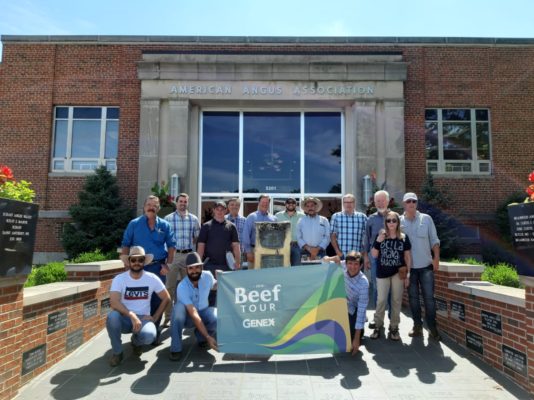 Associação Americana de Angus, em Saint Joseph (Missouri) - Foram dias intensos de muita integração entre os participantes, produtores, pesquisadores da Universidade do Kansas e equipe GENEX nos EUA