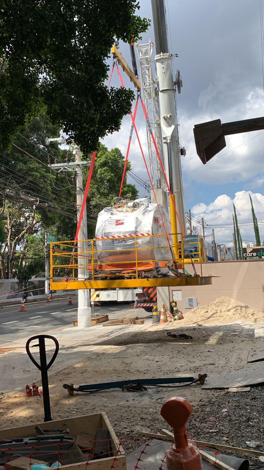 O hospital em questão é o Veros, além do equipamento de ressonância de alto campo, contará com o que há de melhor em equipamentos médicos