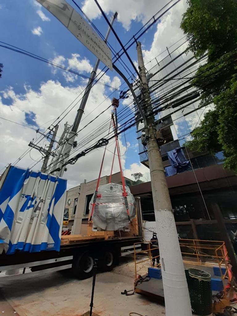 O hospital em questão é o Veros, além do equipamento de ressonância de alto campo, contará com o que há de melhor em equipamentos médicos